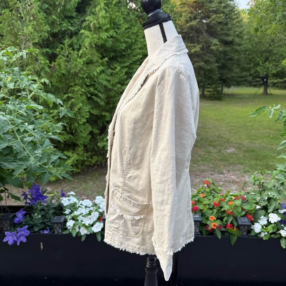 Women's Beige shimmery Frayed Edge Button up Boho Cottagecore Jacket‎ Size Large - Picture 2 of 9